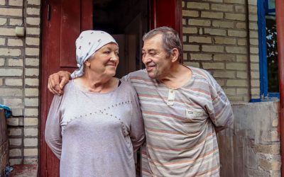 Help to Alexey and Yevgeniya.